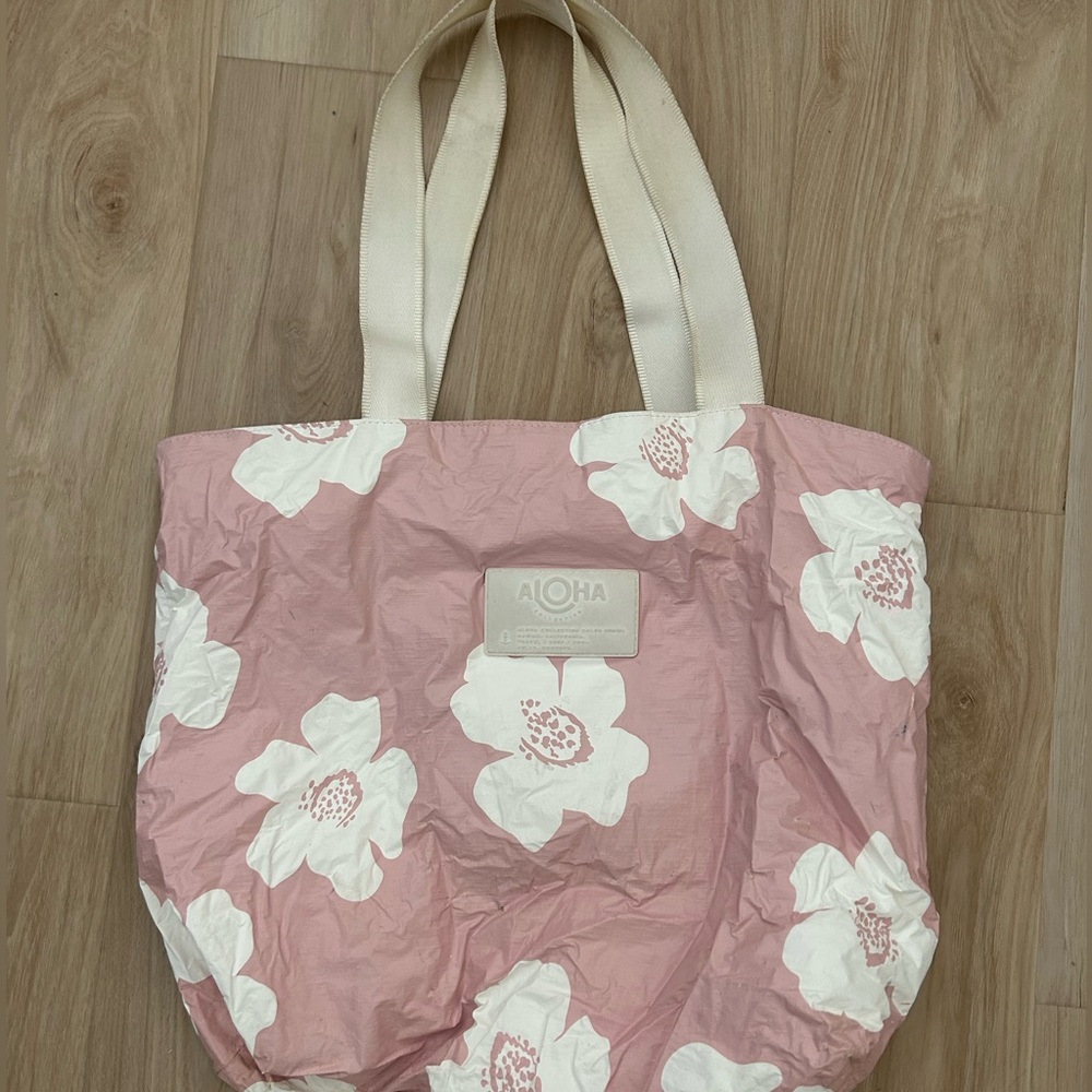 ALOHA Collection day tripper